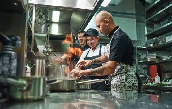 trabajos en restaurantes california